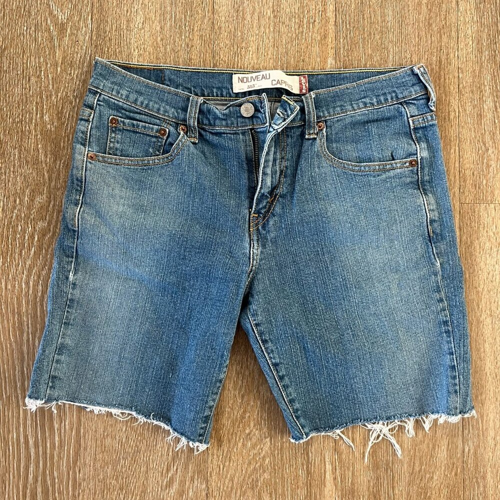 Levi's 515 Nouveau Capris Cut Jorts/Jean Shorts 7" inseam- Size 8
